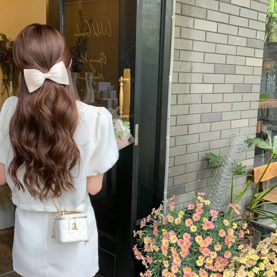 杏花三月天